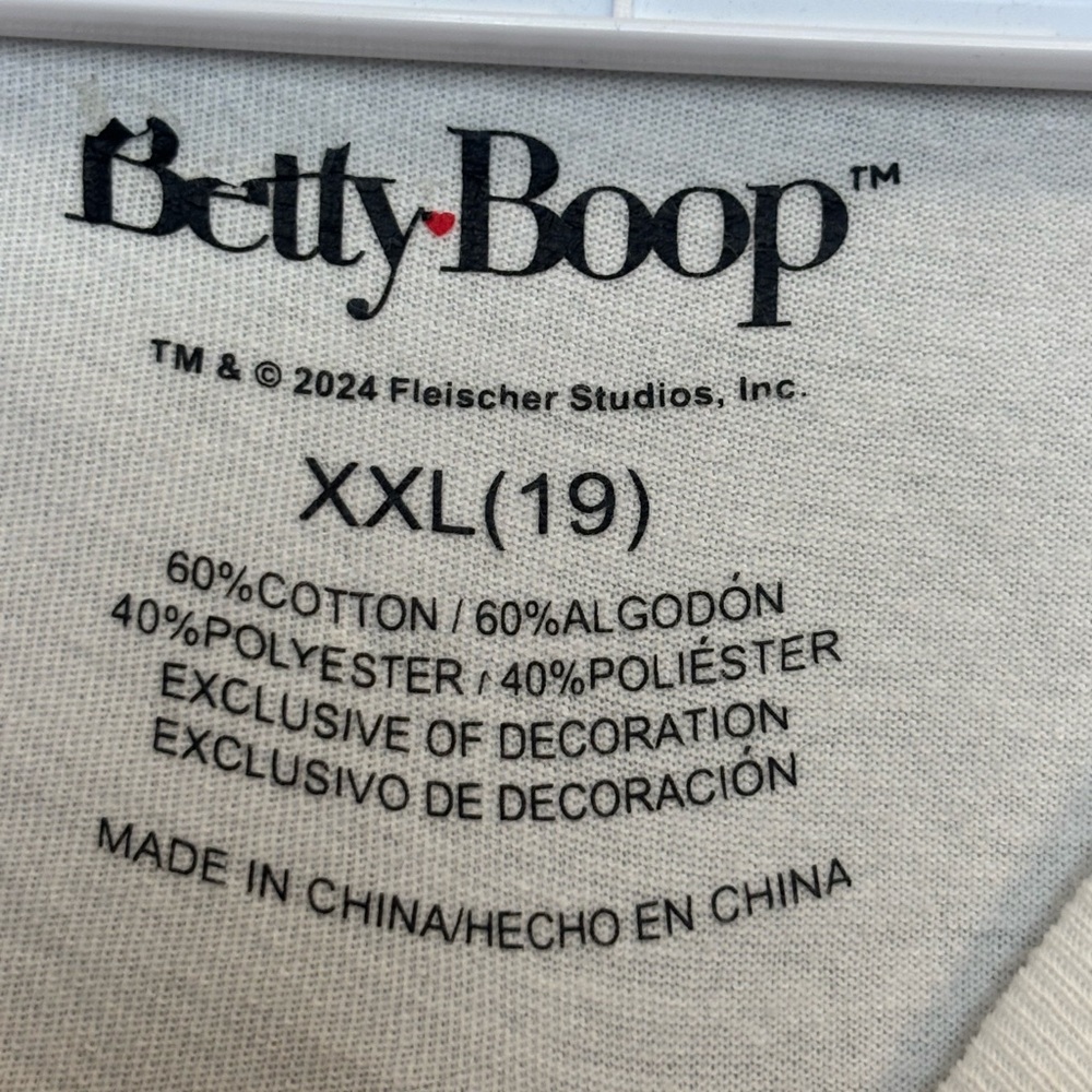Betty Boop Cream Graphic Tee - Picture 4 of 5